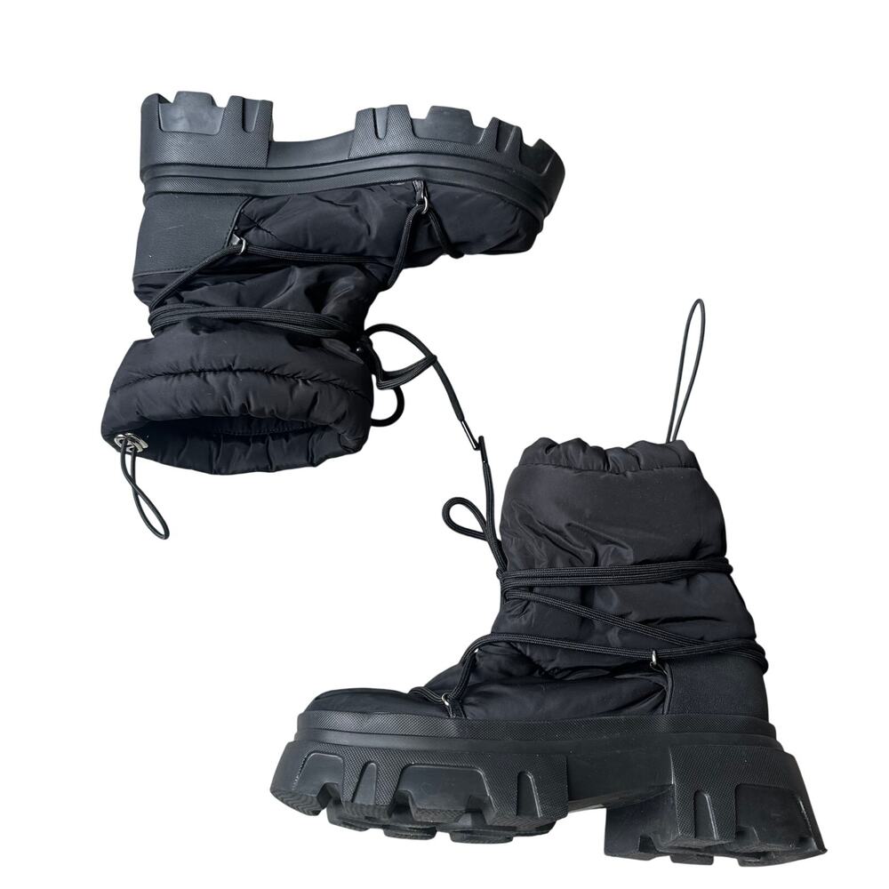 RAYE Bansko Puffer Snow Boots in Black - Picture 2 of 14